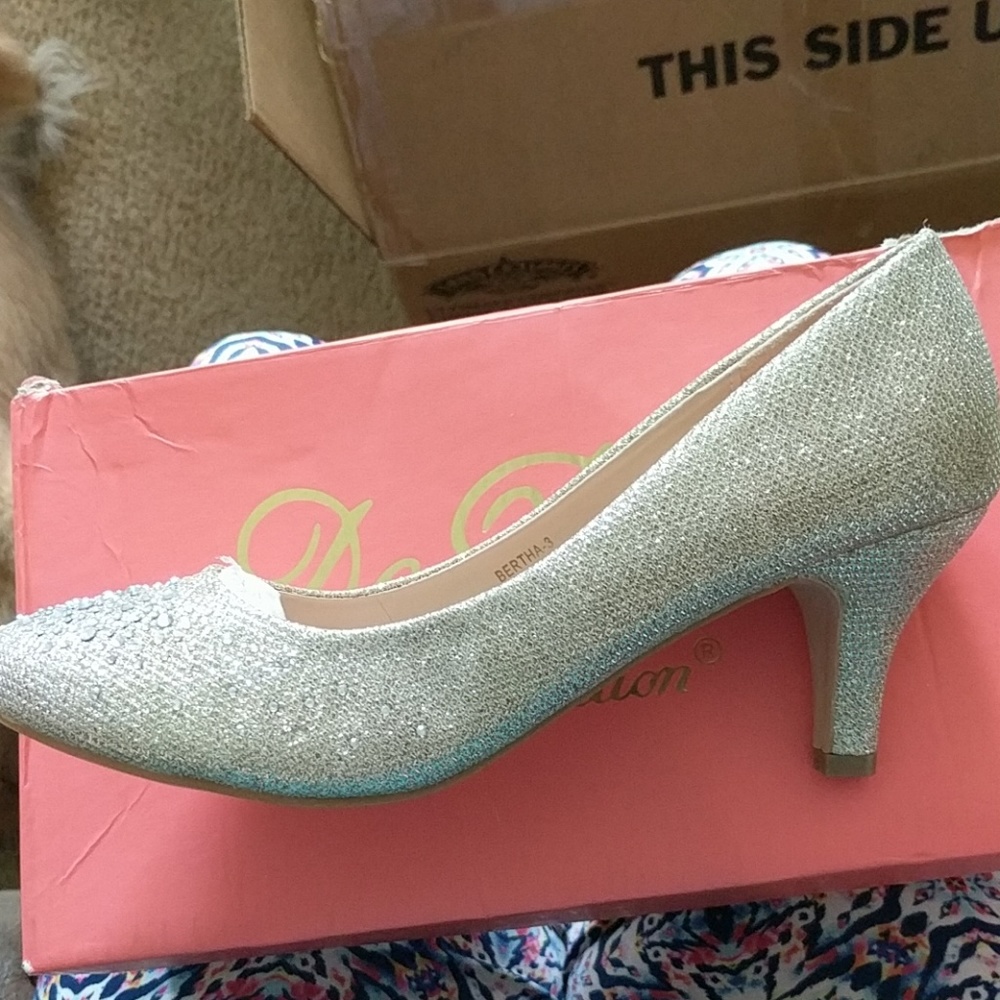 New sparkle nude pumps